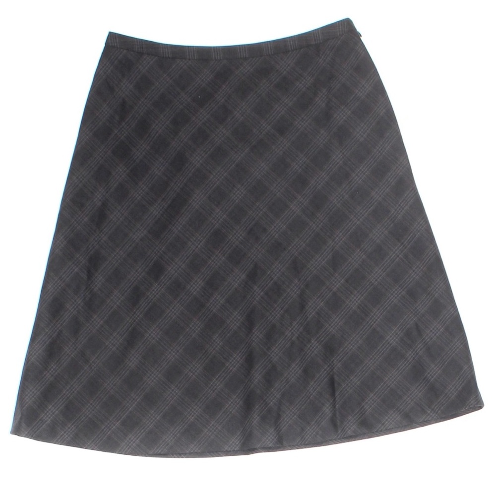 Talbots gray and white skirt. Super cute.